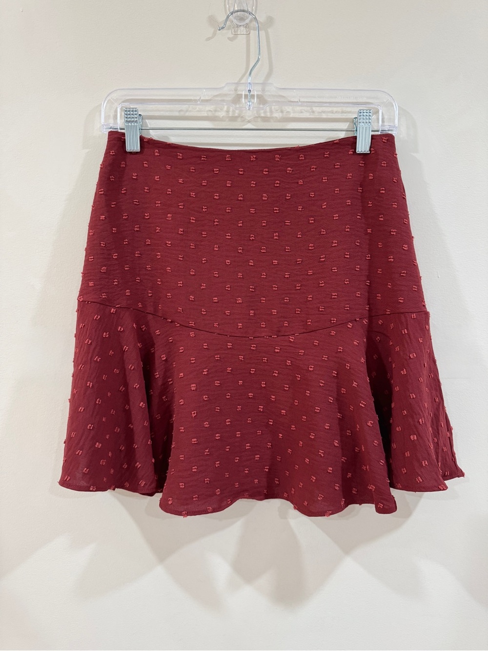 Altar'd State Burgundy Swiss Dot Ruffle Hem Textured Mini Skater Skirt Size M